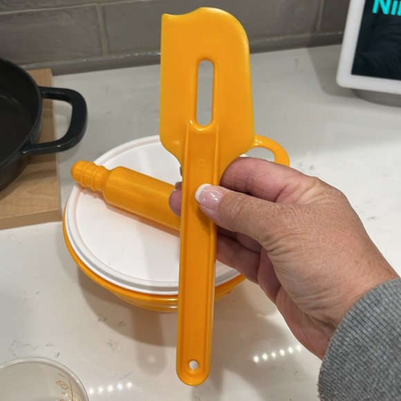 NWT Kids Baking Set from Tupperware - Picture 5 of 8